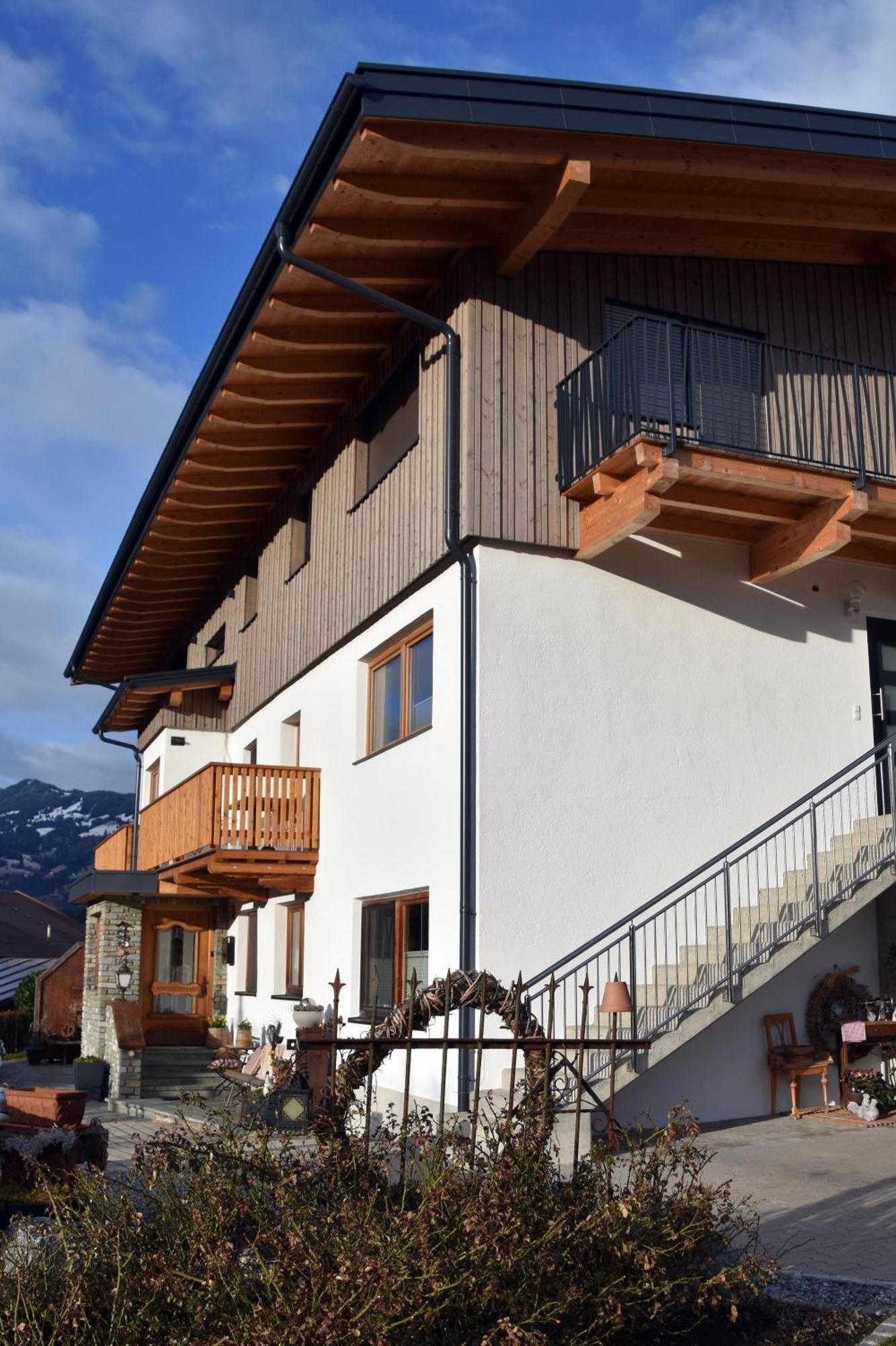 Gaestehaus Koell Roppen