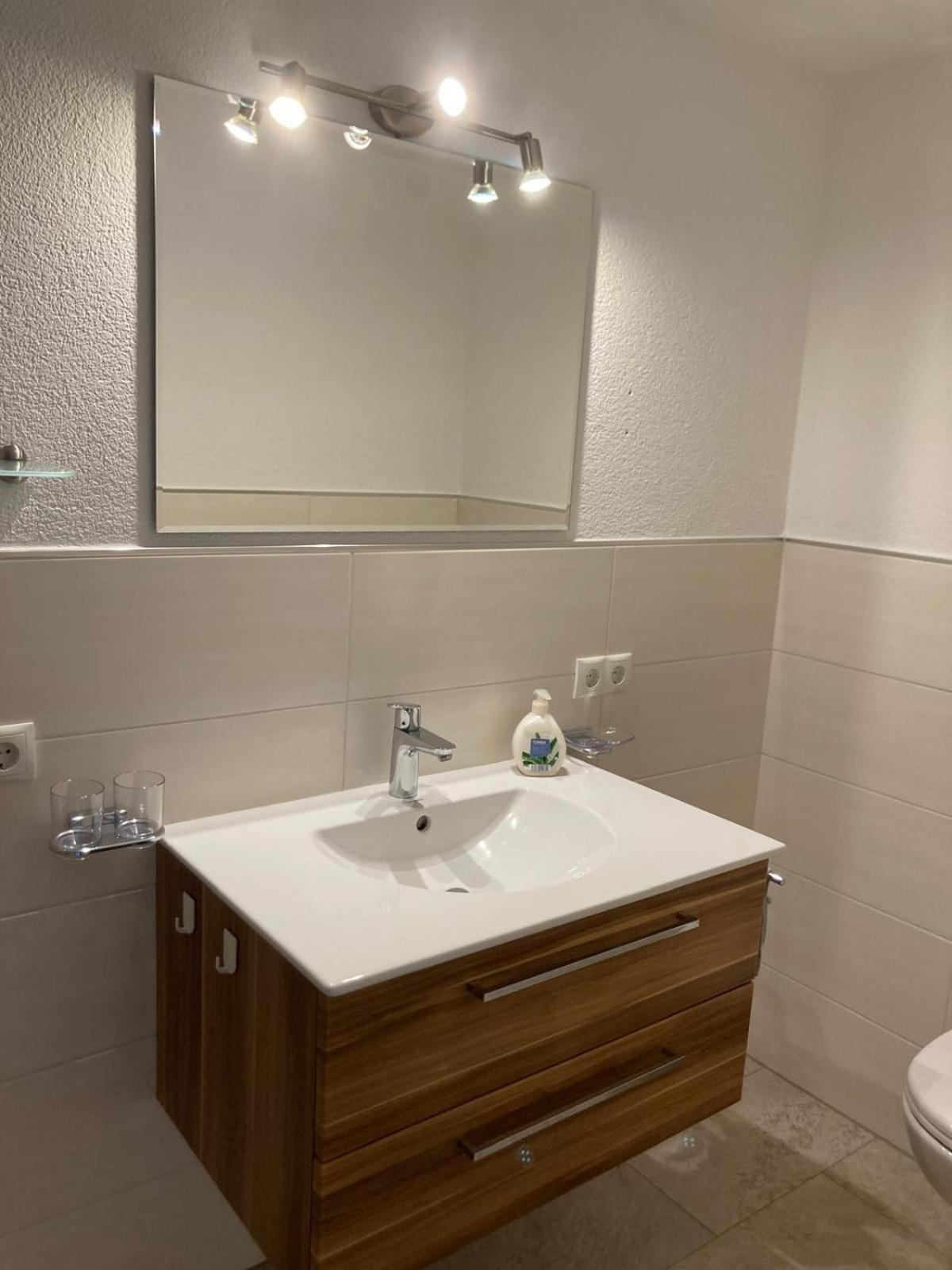 Appartamento Gaestehaus Koell Roppen