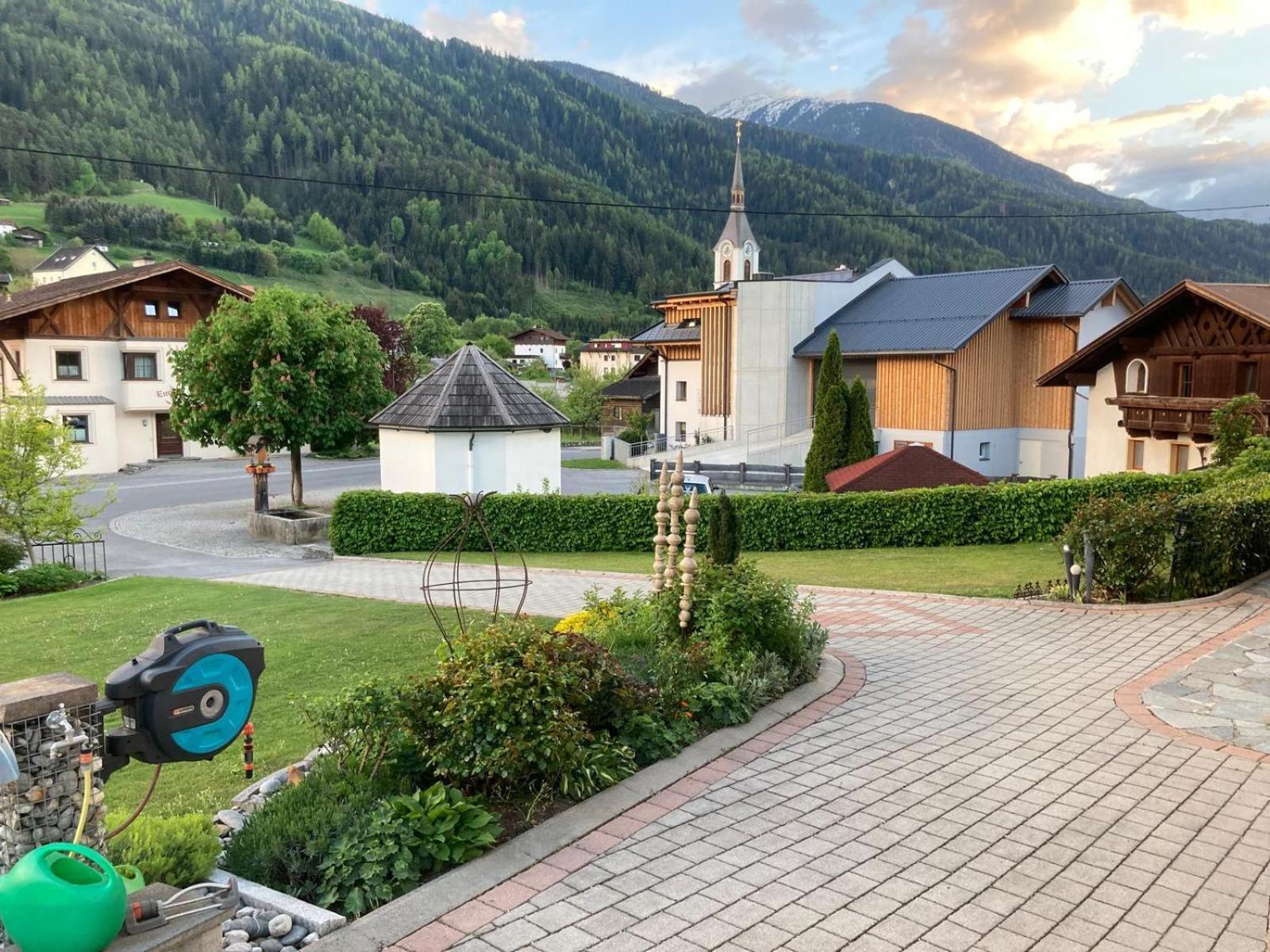 Gaestehaus Koell *