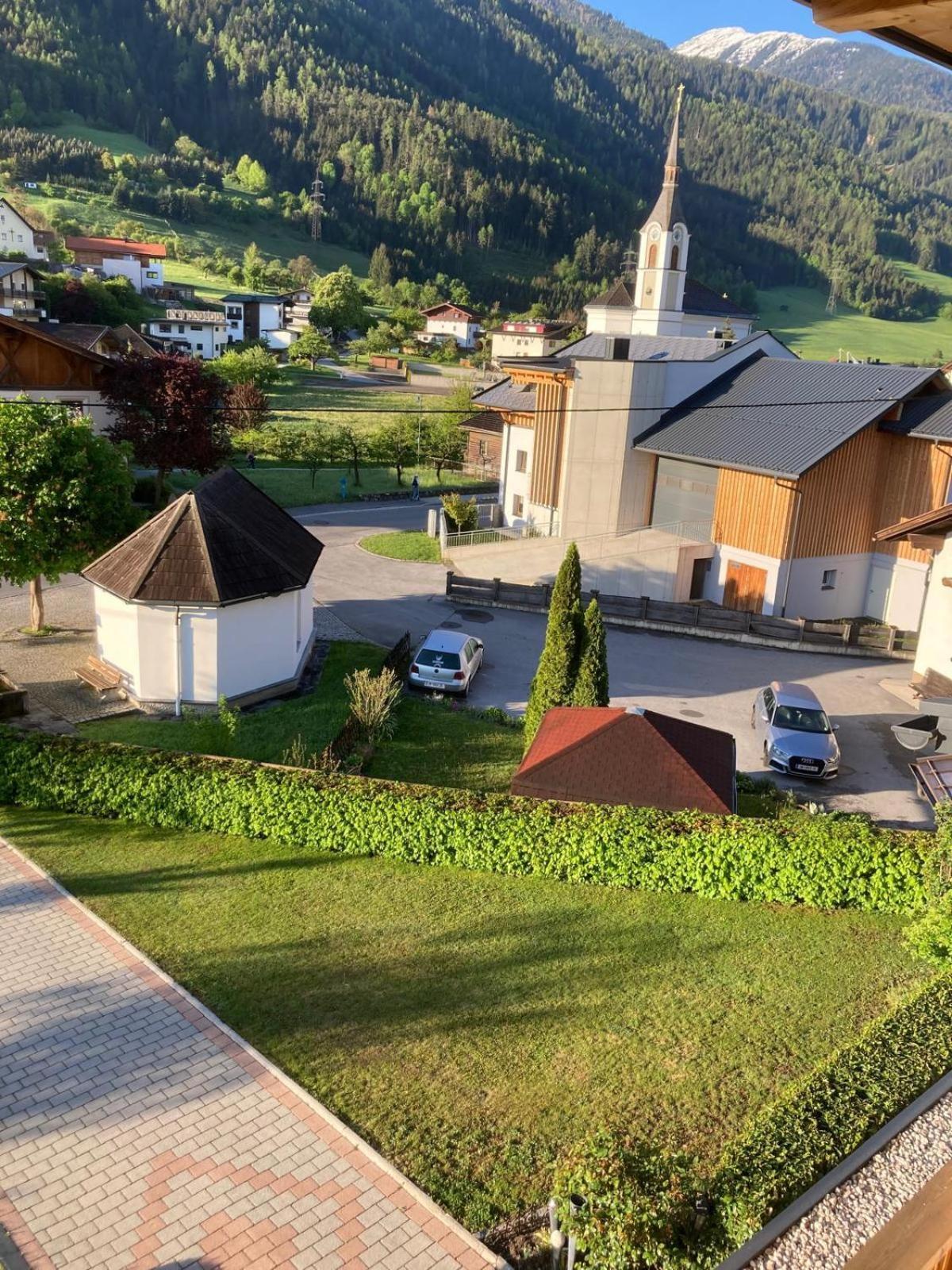 Appartamento Gaestehaus Koell Roppen